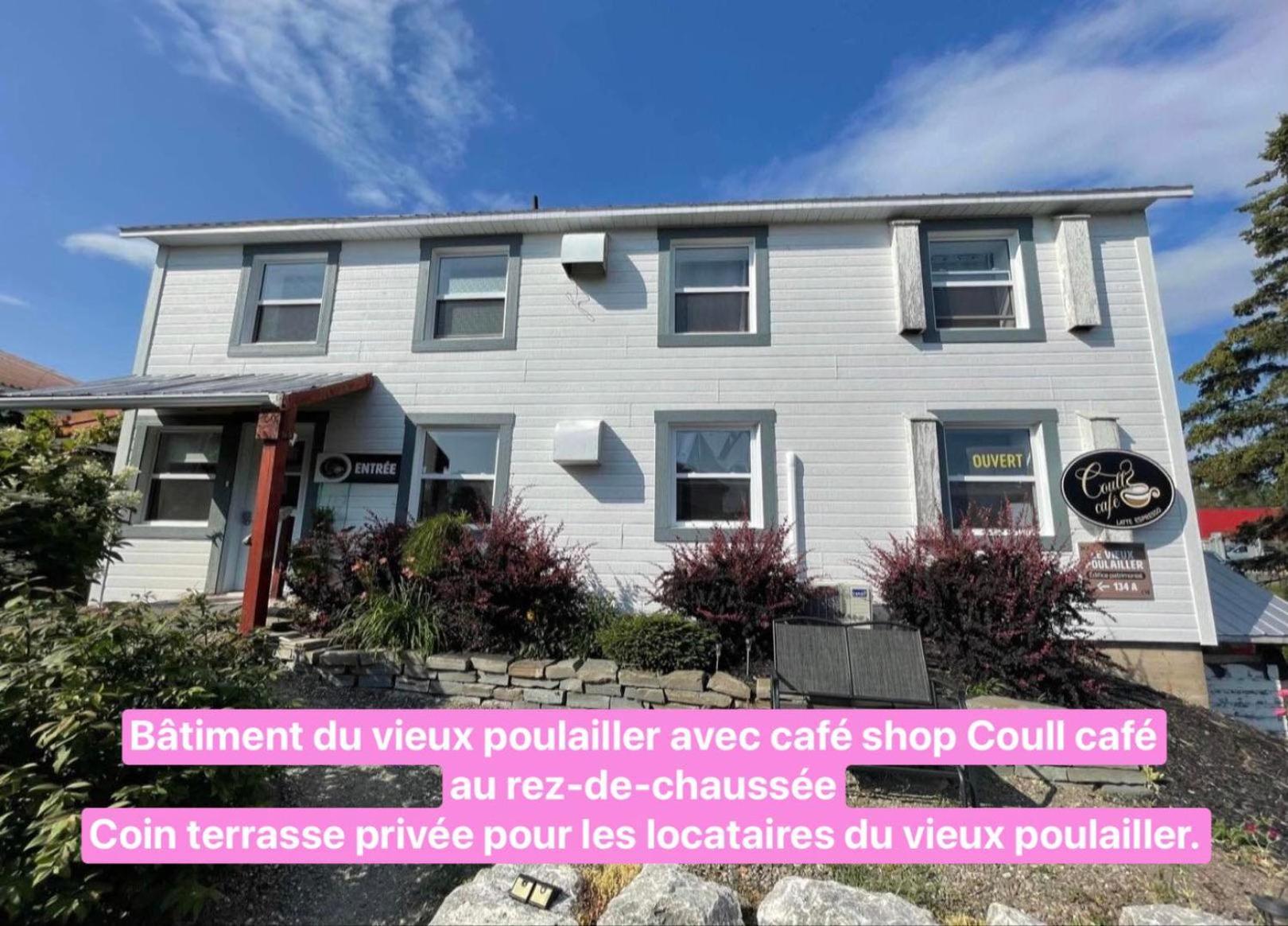 Hotel Le Vieux Poulailler Edifice Patrimonial New-Richmond Gaspesie New Richmond Exterior foto